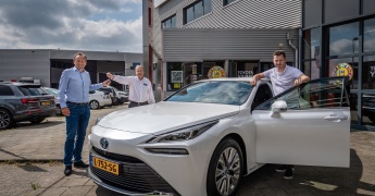 De A&M Groep in magazine Friends In Business: 'Waterstof elektrische auto als statement' afbeelding